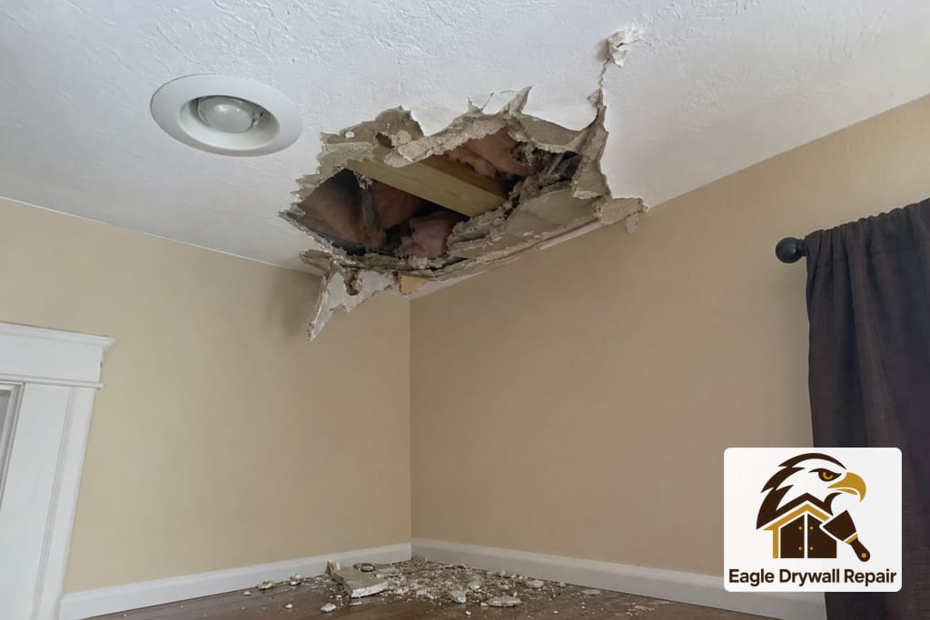 Drywall Ceiling Repair photo